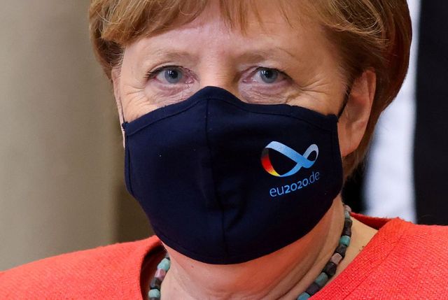 Angela Merkel le cere germanilor să stea acasă pentru a evita propagarea COVID-19