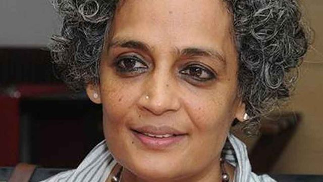 At Delhi anti-CAA protest, Arundhati Roy asks people to oppose NPR by furnishing wrong names, addresses to officials