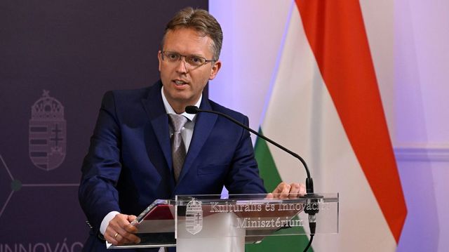 Brüsszel szerint a szexuális propaganda előrébb való, mint a gyermekek védelme