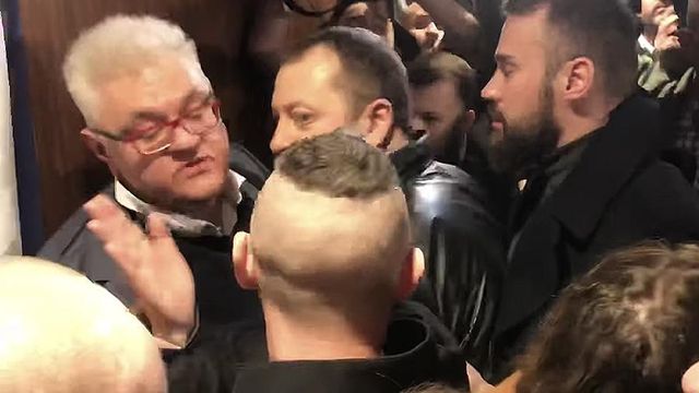 На Украине радикалы напали на автора плана по восстановлению Донбасса