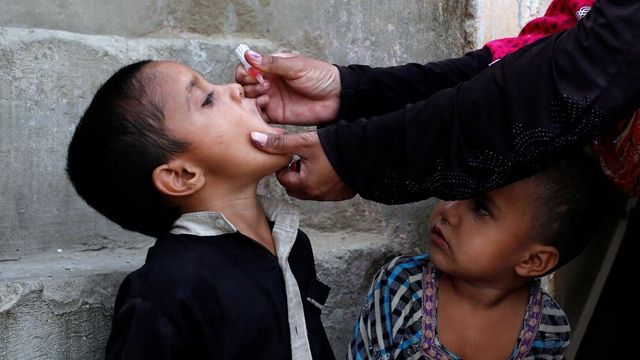 Polio drive for migrant children