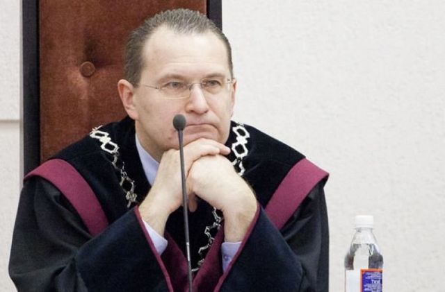 Председатель Конституционного суда Литвы усомнился во вменяемости постановлений КС Молдовы