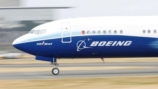 Grana Boeing, 737 senza un pannello dopo atterraggio in Oregon
