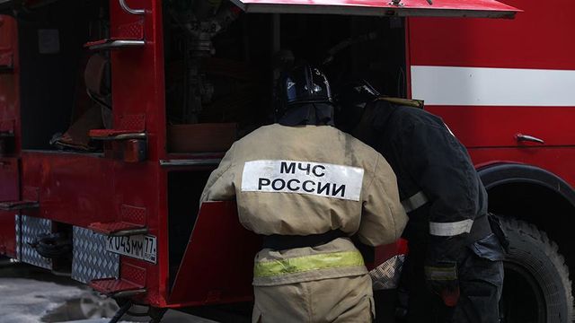 В подмосковном Жуковском горит склад