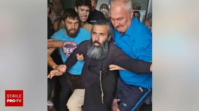 Preot tras de păr și scos cu forța din biserică