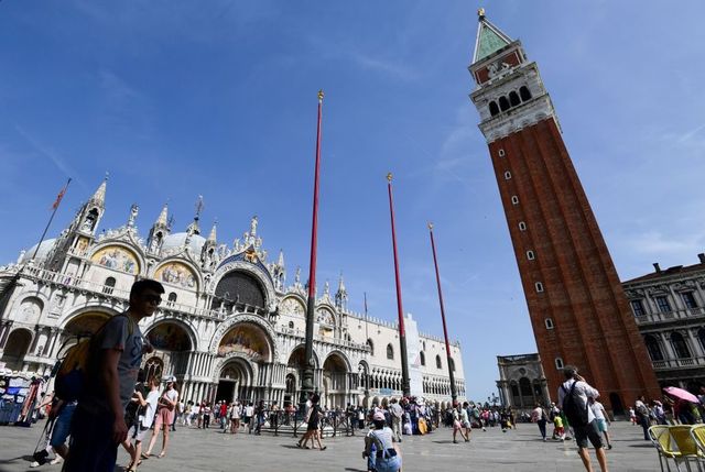 Venezia: da Gdf controlli a B&B, raffica di sanzioni amministrative