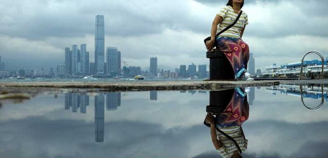 Hong Kong dă 1.200 de dolari la 7 milioane de locuitori pentru a stimula creșterea economică