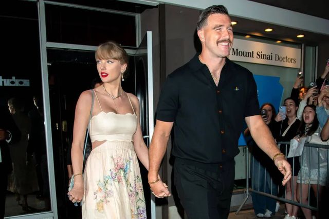 Taylor Swift e Travis Kelce ufficialmente fidanzati