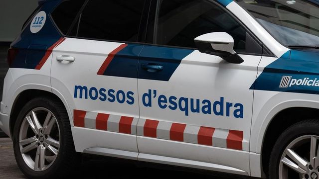 Una menor muere tras caer por el patio interior de un edificio de Barcelona