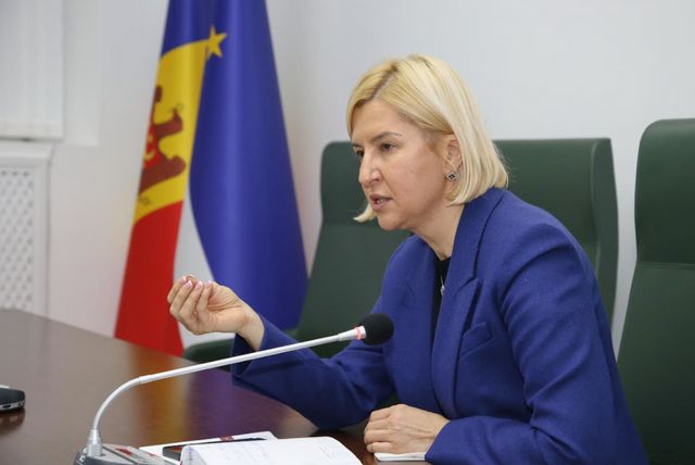 Irina Vlah a inaintat Guvernului două inițiative care vizează majorarea salariilor medicilor și cadrelor didactice