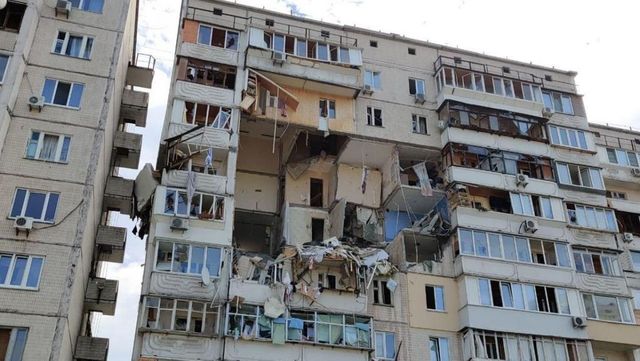 Explozie într-un bloc de locuit din Kiev