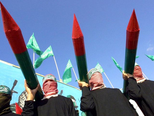 Hamas chiede ai Paesi musulmani di mandare armi