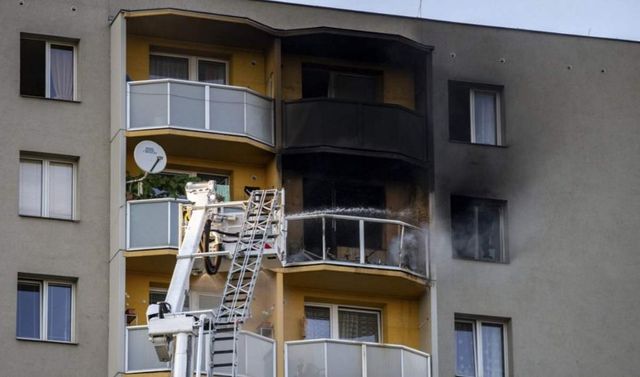 11 persoane au murit în urma unui incendiu dintr-un apartament din Cehia
