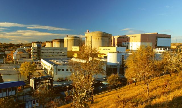 România și SUA semnează un acord de 8 miliarde de dolari pentru centrala nucleară Cernavodă