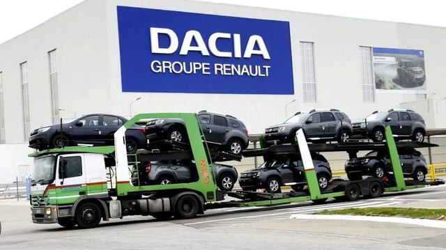 Vânzările Dacia au scăzut la aproape jumătate în prima jumătate a anului 2020
