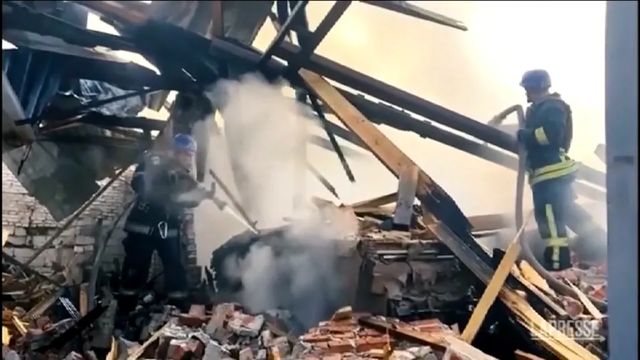 Kiev, missili russi contro 3 città, 1 morto e 45 feriti