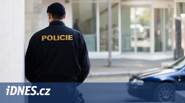 Policisté opět zasahují na několika místech Česka včetně Prahy