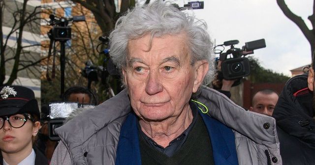 Il delitto di Garlasco e il mistero del dna accanto al corpo di Chiara Poggi