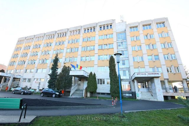Spitalul Județean Arad, în pericol de a fi închis, după ce un pacient a fost confirmat târziu cu coronavirus