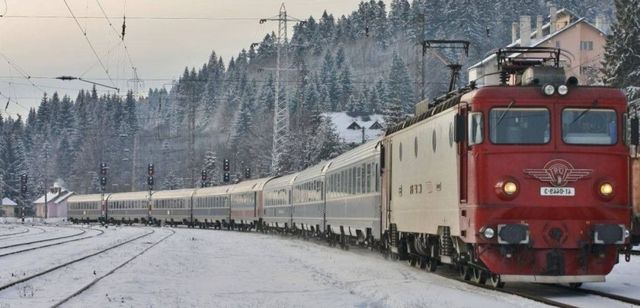 CFR Călători dublează numărul de vagoane la trenurile de pe Valea Prahovei
