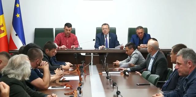 Народное собрание Гагаузии на ночном заседании разрешило носить георгиевскую ленту 9 Мая