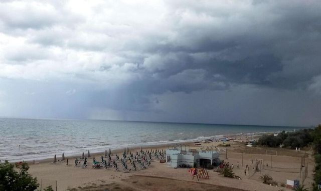 Con l'anticiclone temperature record ma anche temporali al Nord