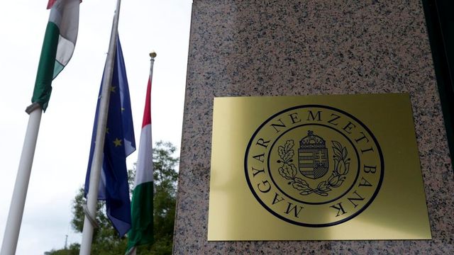 Tovább csökkent a magyar államadósság