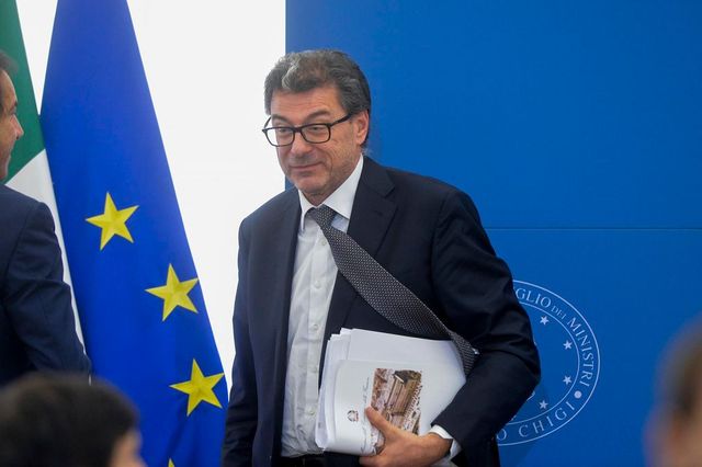 Manovra, la reazione delle opposizioni