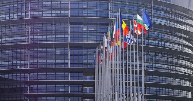 ЕС реши да вдигне забраната за пътувания от САЩ и други държави