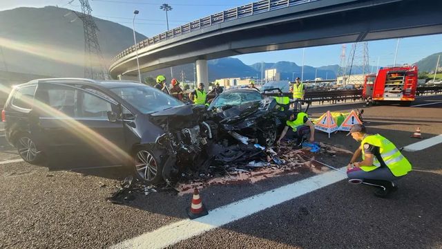 Auto contromano in A22, un morto e 5 feriti a Bolzano
