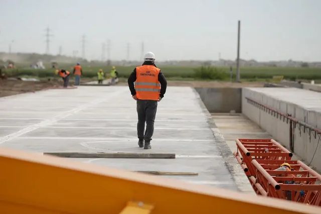 Consiliul Concurenței a sancționat 4 companii pentru trucarea unor licitații organizate de CNAI