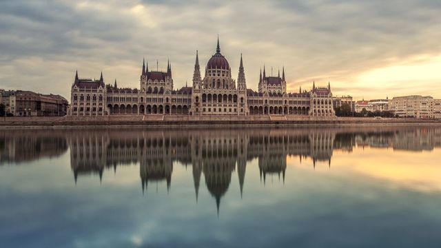 Nem szavaz az Országgyűlés az átláthatósági törvényről