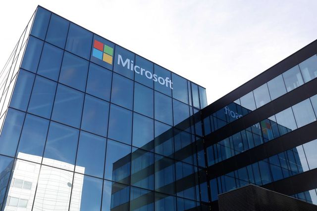 Microsoft plătește 25 milioane de dolari pentru a stopa anchetele privind mituirea oficialilor din 4 țări