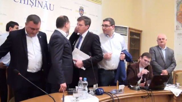 Liberalii vor anularea rezultatelor alegerilor pentru Primăria Chișinău