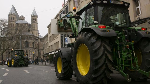 Olaf Scholz önmérsékletet kért a tüntető német gazdáktól, akik hétfőn Berlinben találkoznak