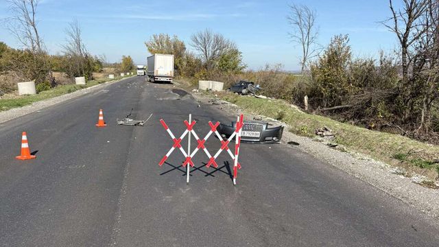 Челен удар между кола и тир на пътя Велико Търново – Русе, загина млада жена