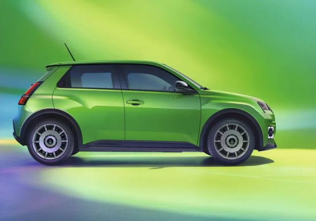 Así es el Renault 5 E-Tech eléctrico en su versión Five, el más barato de la gama