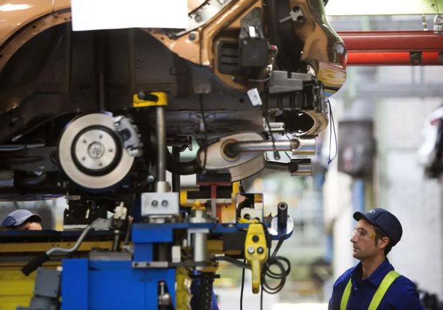 La CEOE muestra su rechazo «absoluto» un acuerdo arancelario que deja a las empresas «sin margen de reacción»