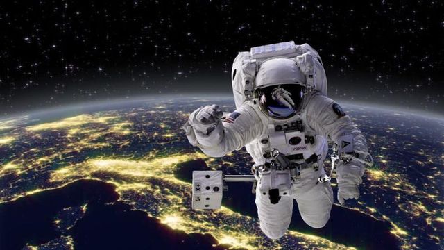 De ce a anulat NASA prima misiune formată numai din femei