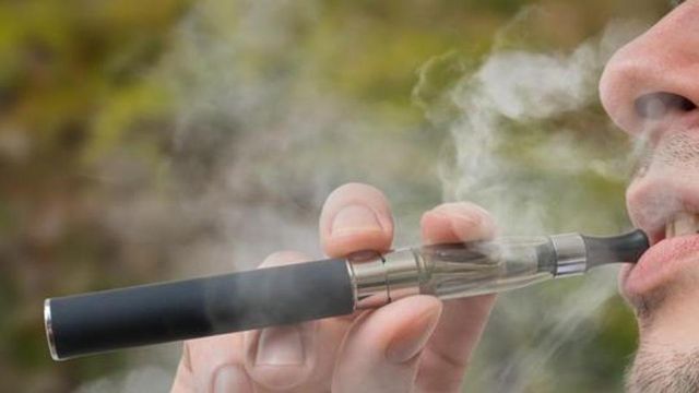 Cabinet likely to consider on Wednesday ordinance to ban e- cigarettes