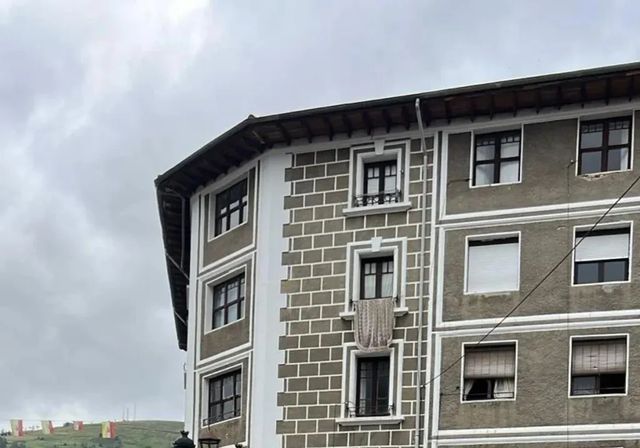Una mujer amenaza con explosionar dos bombonas de butano en su piso en Cantabria