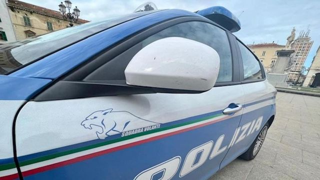 Un 49enne di Nuoro ucciso di fronte alla sua abitazione