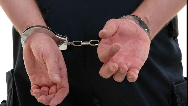 Un recidivist a fost prins după ce a violat 2 tinere în decurs de câteva ore, în București