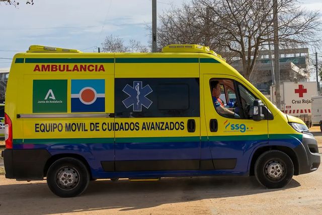 Muere una niña de 11 años tras caer de la terraza de una vivienda en Sevilla