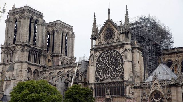 În cîți ani va fi reconstruiră catedrala Notre-Dame din Paris