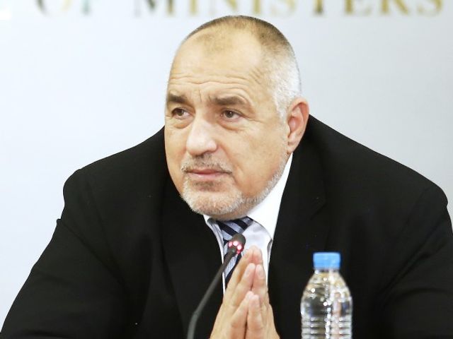 България отново ще кандидатства до края на април за приемане в чакалнята на еврозоната, каза премиерът Борисов в Хасково