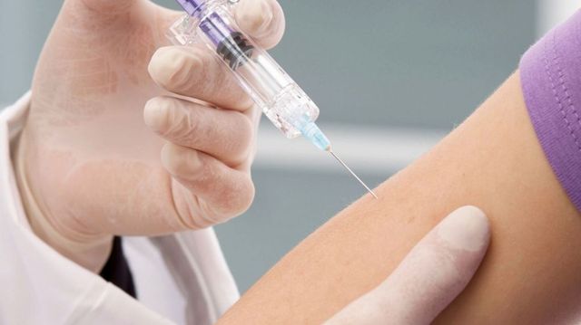 COVID-19 | Franța anunță că a vaccinat un milion de persoane