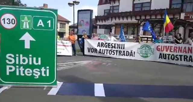 Protest Piața Unirii Sibiu. Pentru ce au ieșit în stradă manifestanții
