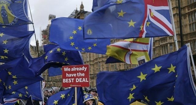 Comisia Europeana anunta ca a incheiat pregatirile pentru eventualitatea unui Brexit fara acord