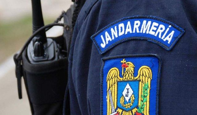 Un jandarm a lovit un elev într-un liceu din județul Giurgiu, unde avea loc examenul de bacalaureat